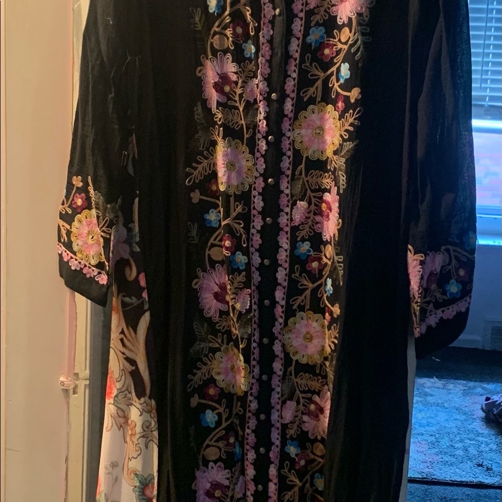 Black rose caftan